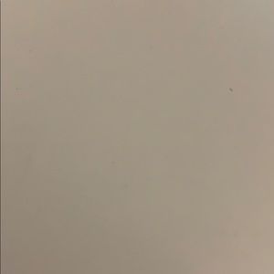 Meet your Posher, Leticia